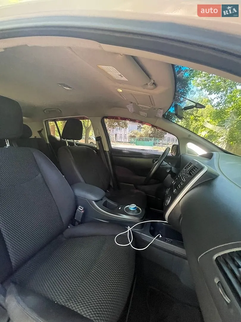 2014 Nissan Leaf - мініатюра 20