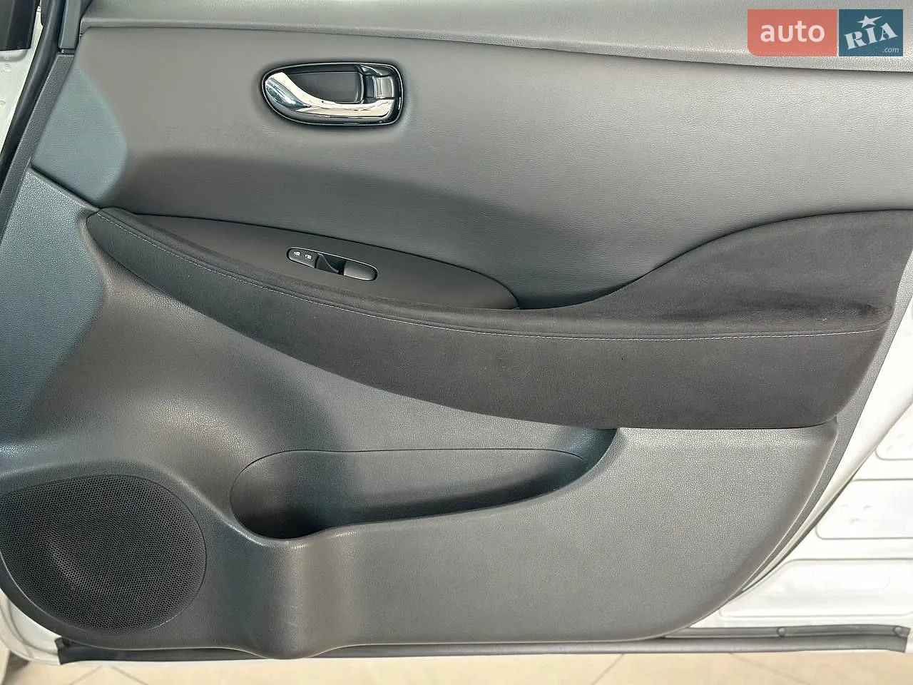 2016 Nissan Leaf - мініатюра 13