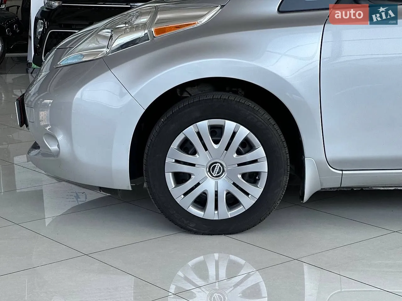 2016 Nissan Leaf - мініатюра 8