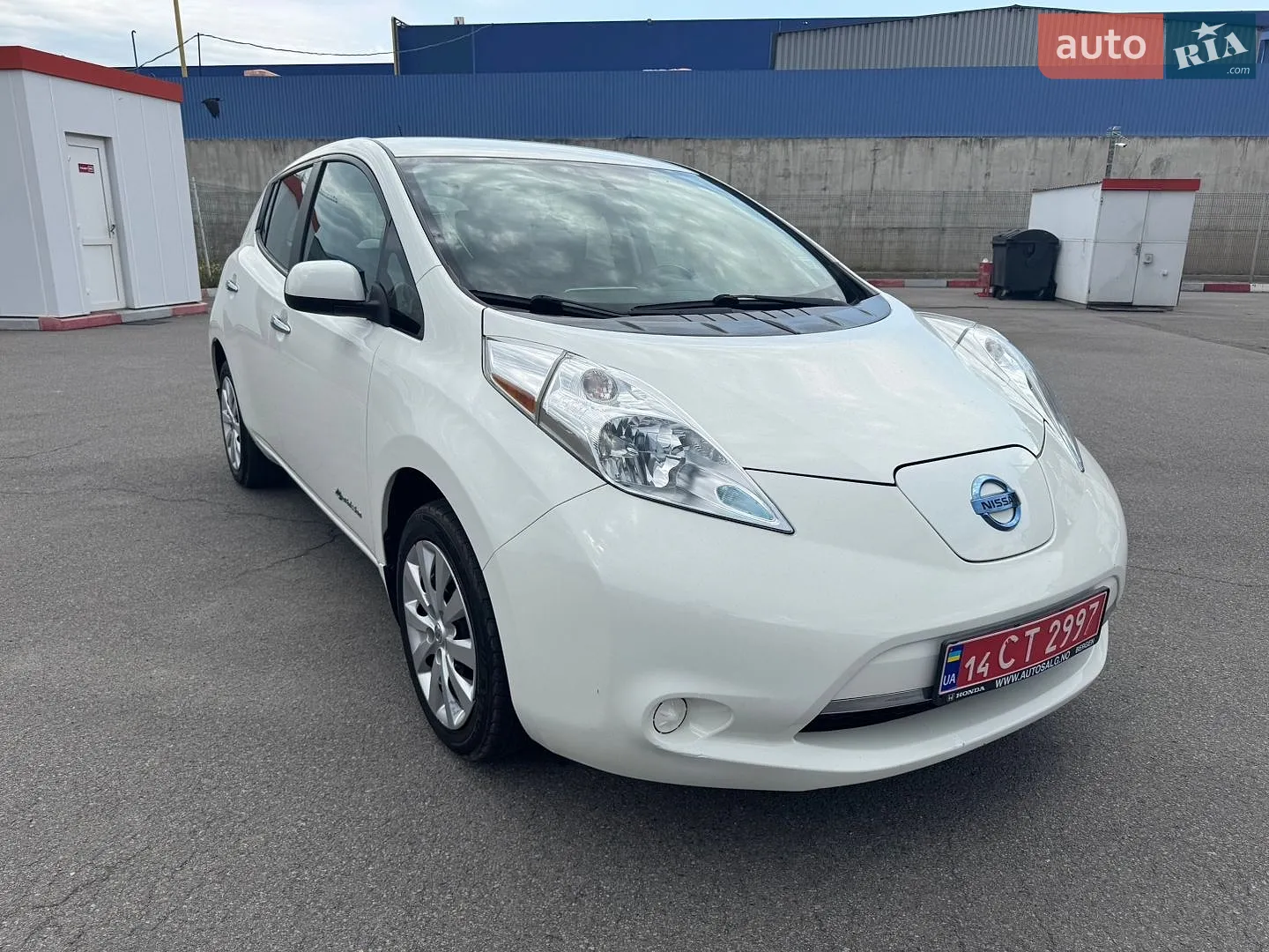 2015 Nissan Leaf - мініатюра 2