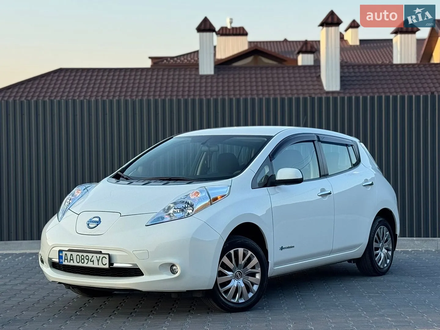 2016 Nissan Leaf - мініатюра 2