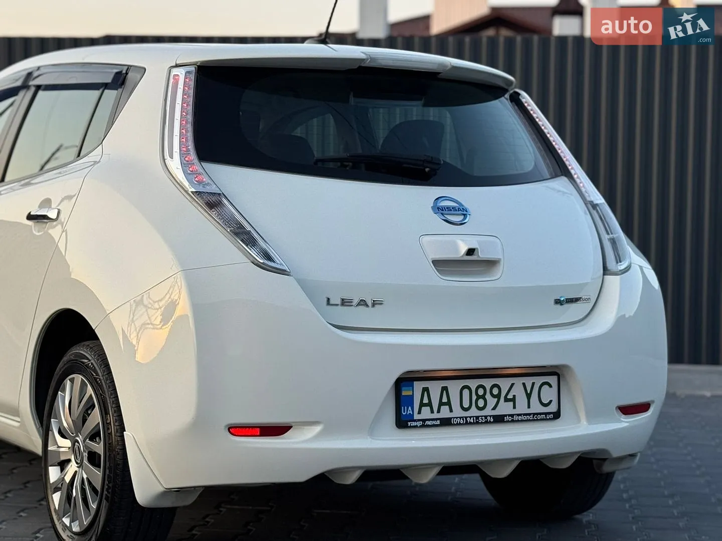 2016 Nissan Leaf - мініатюра 24