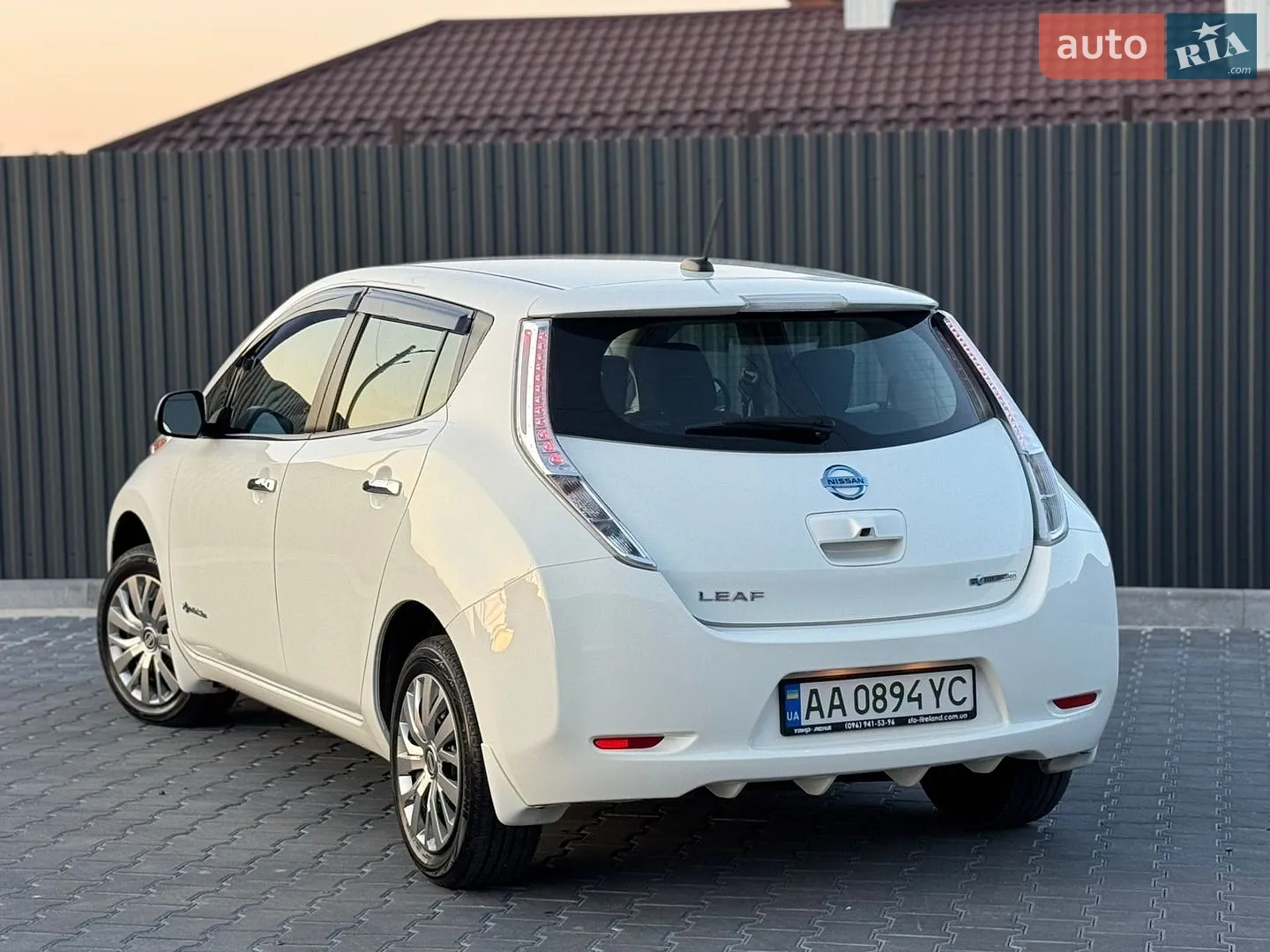 2016 Nissan Leaf - мініатюра 25