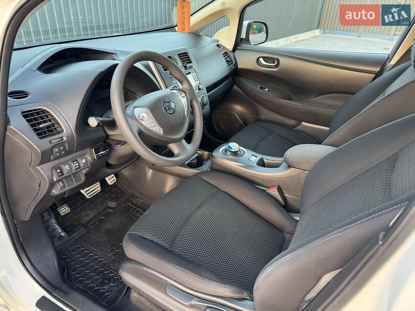 2016 Nissan Leaf - мініатюра 51
