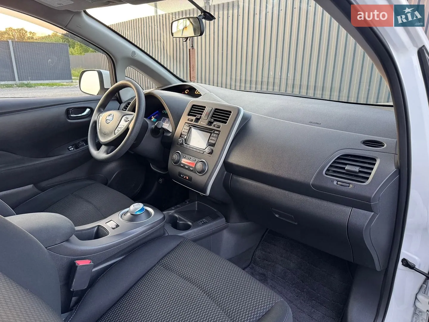 2016 Nissan Leaf - мініатюра 47