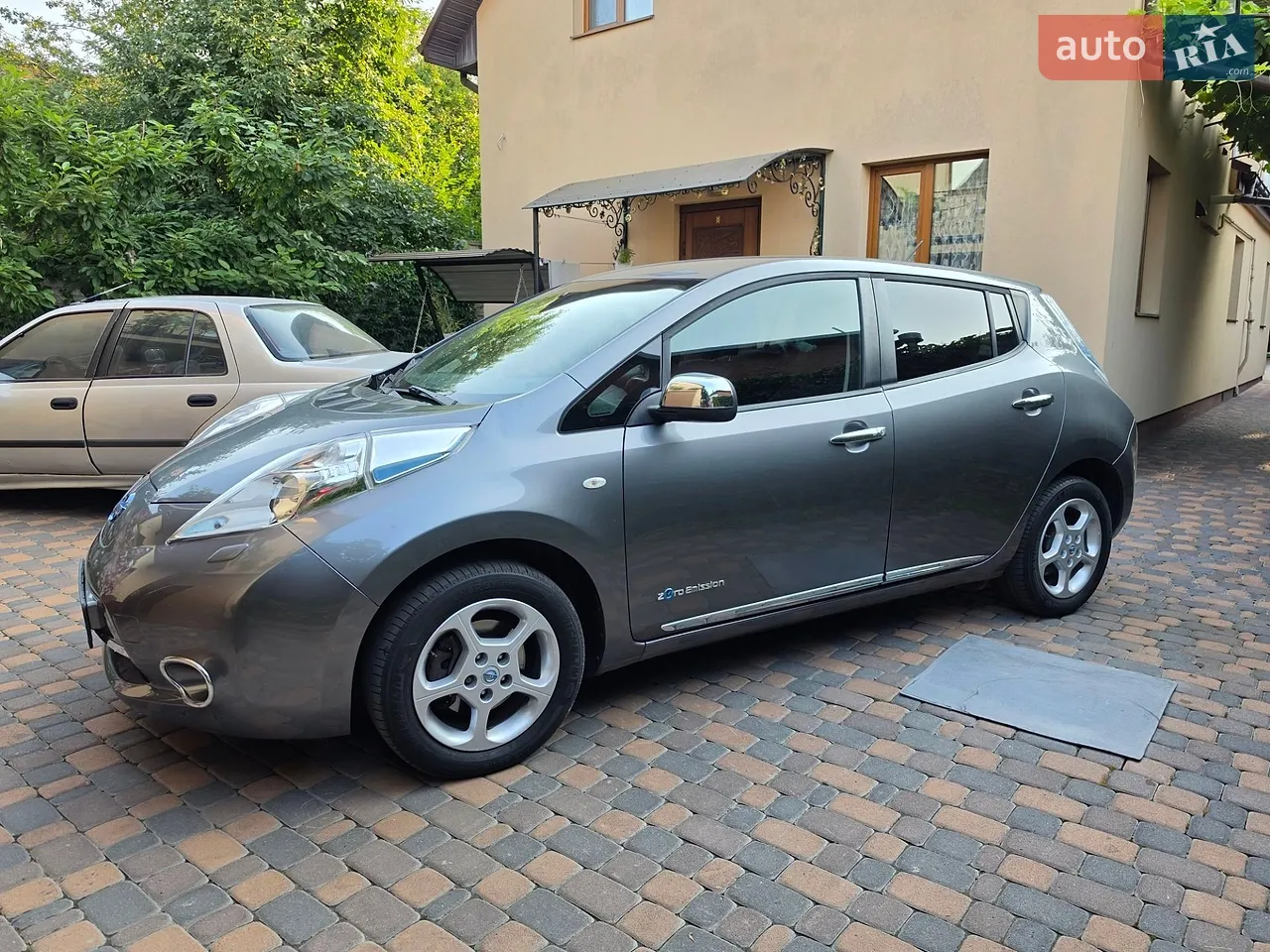 2016 Nissan Leaf - мініатюра 9