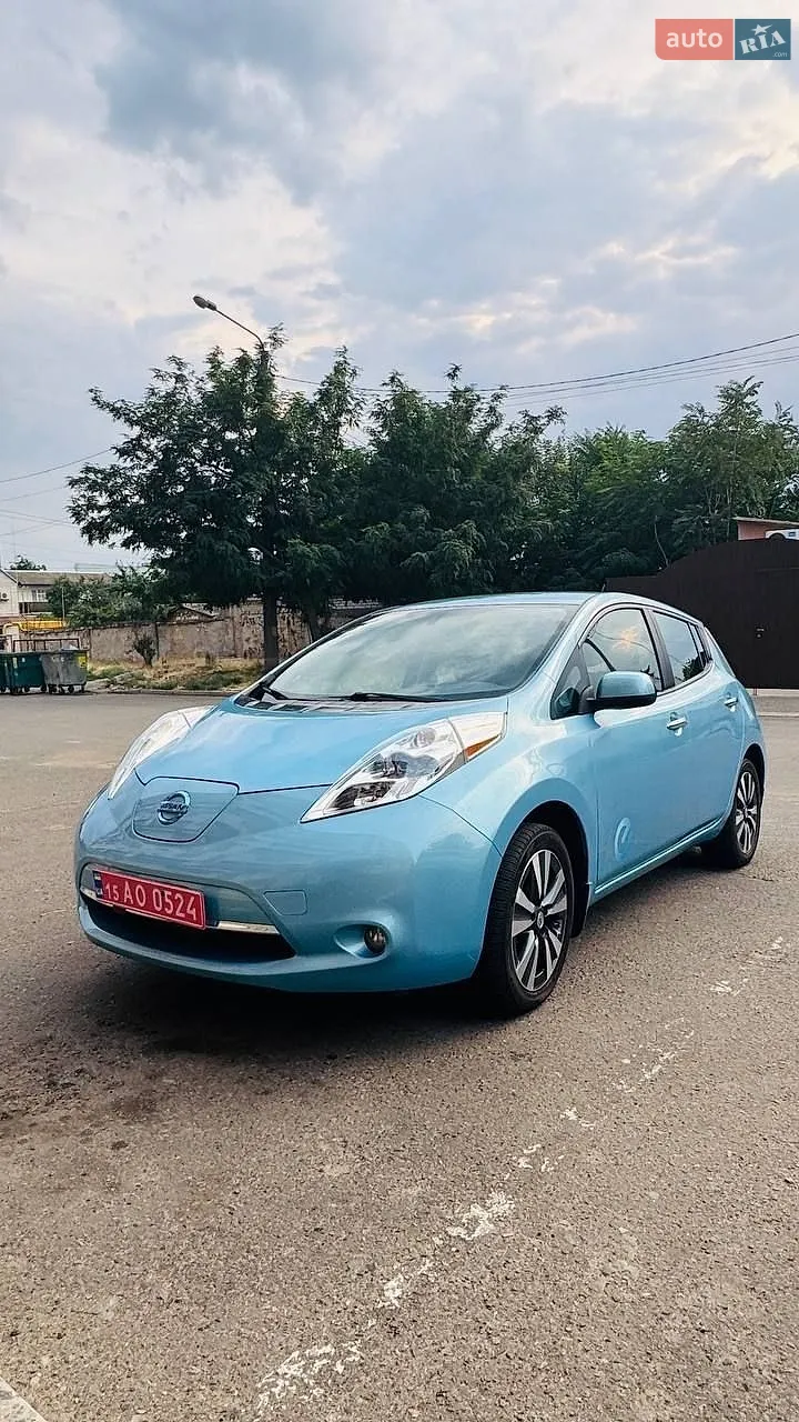 2015 Nissan Leaf - мініатюра 2
