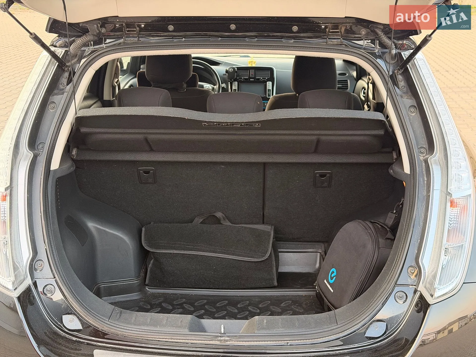 2015 Nissan Leaf - мініатюра 4