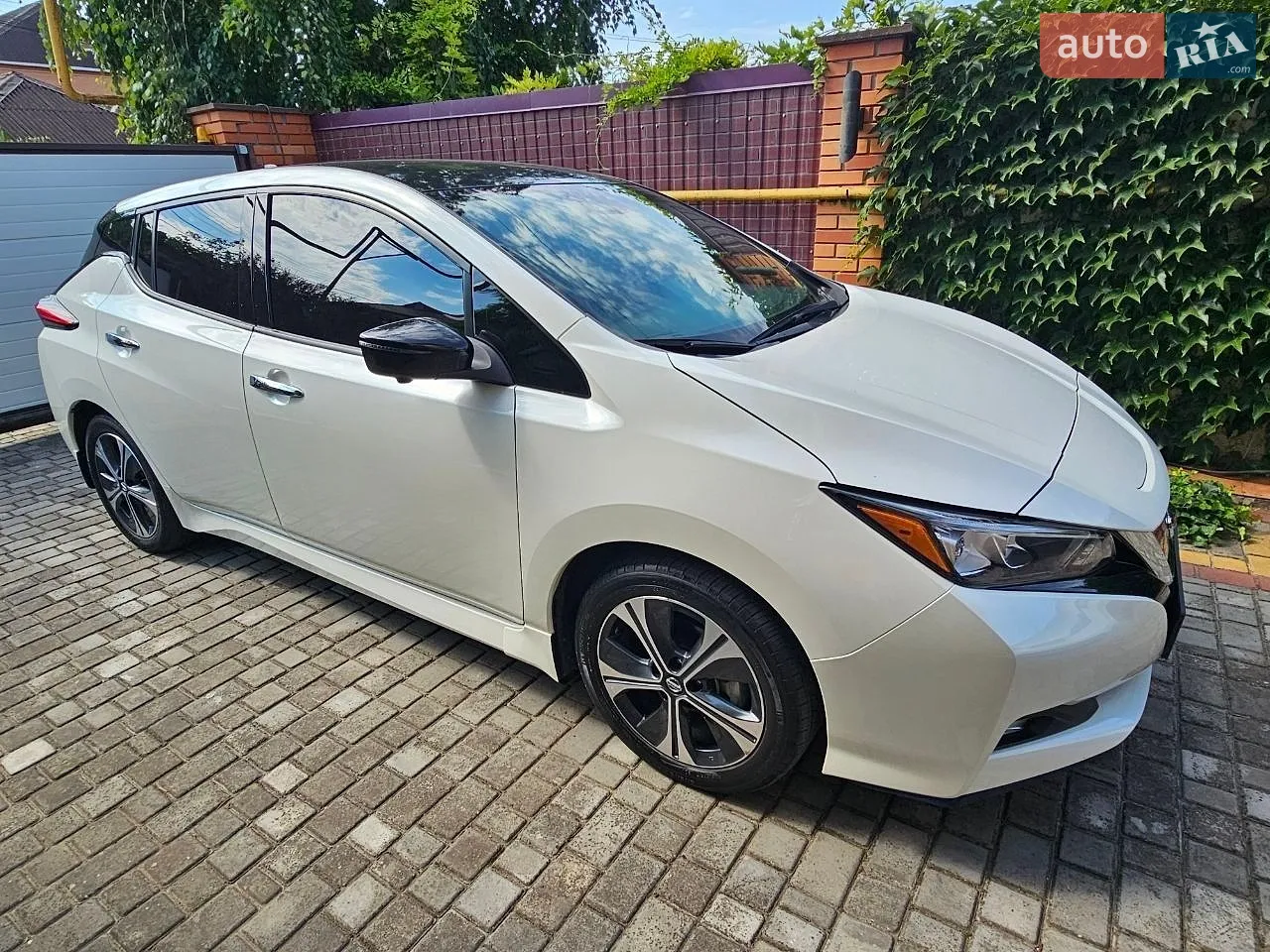 2020 Nissan Leaf - фото 1