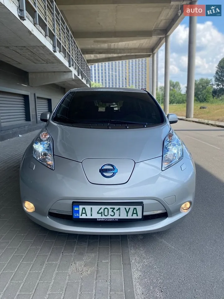 2012 Nissan Leaf - мініатюра 16