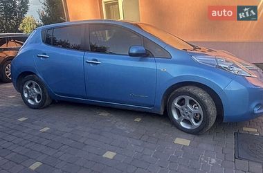 Хэтчбек Nissan Leaf 2012 в Ивано-Франково