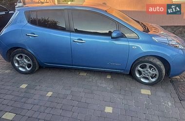 Хэтчбек Nissan Leaf 2012 в Ивано-Франково