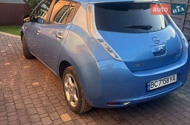 Хэтчбек Nissan Leaf 2012 в Ивано-Франково