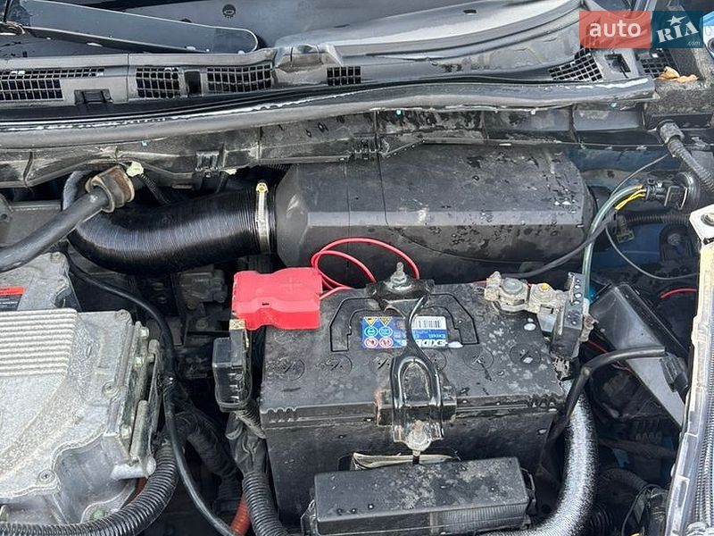 Хэтчбек Nissan Leaf 2012 в Ивано-Франково