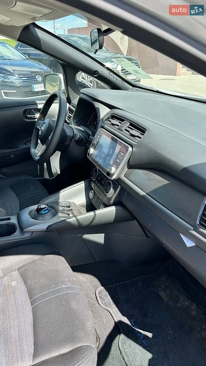 2022 Nissan Leaf - мініатюра 19