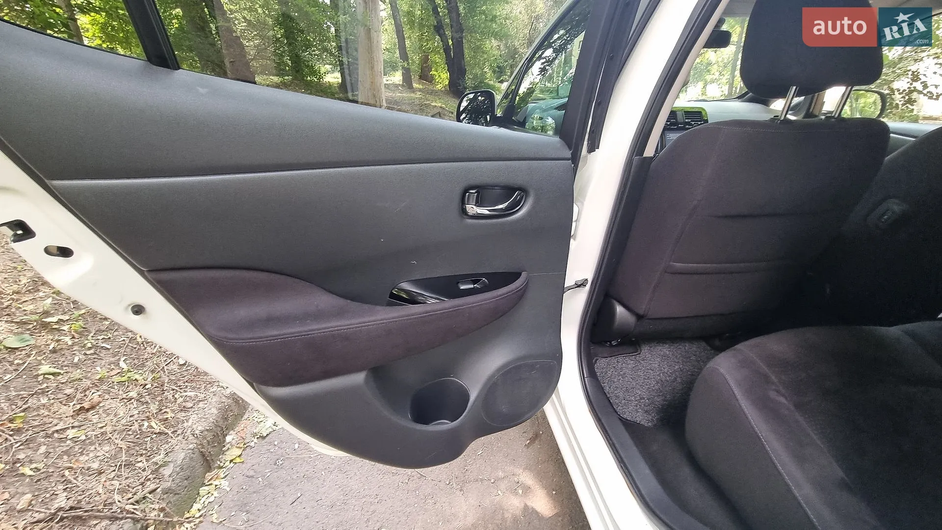 2014 Nissan Leaf - мініатюра 5