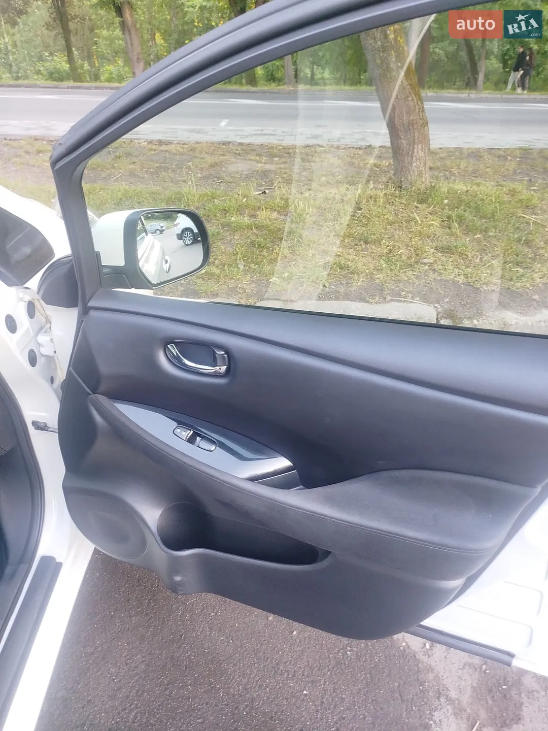 2014 Nissan Leaf - мініатюра 13