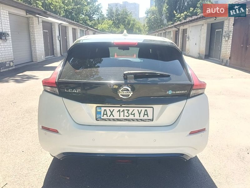 Хэтчбек Nissan Leaf 2021 в Харькове