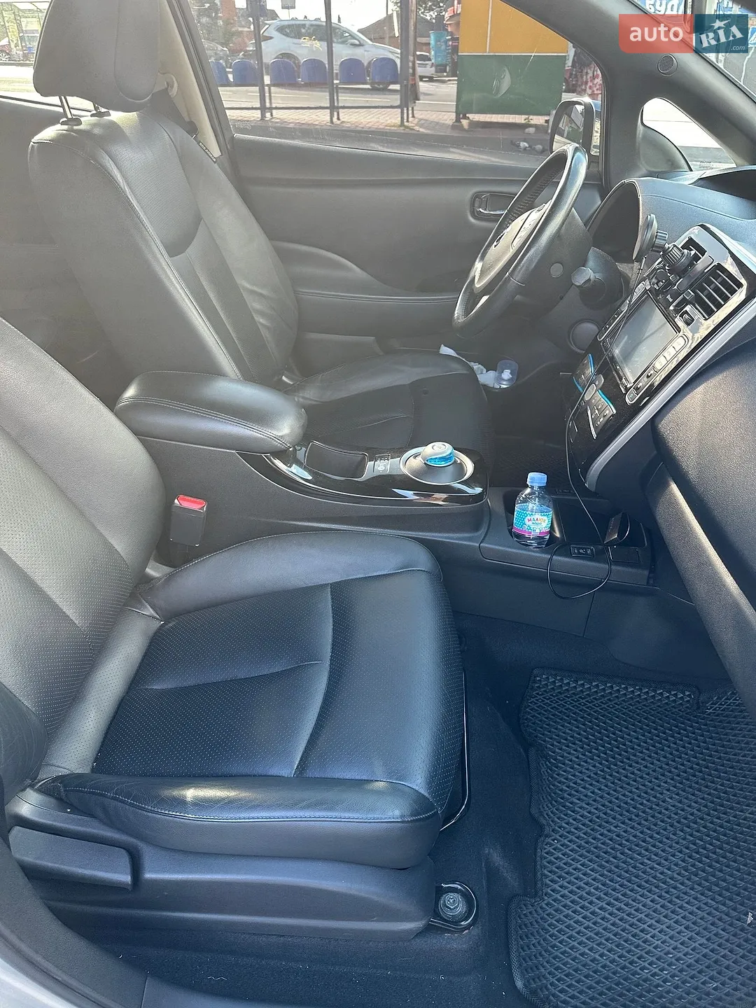 2014 Nissan Leaf - мініатюра 8