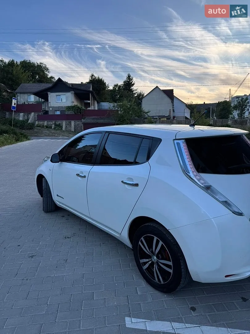 2013 Nissan Leaf - мініатюра 5