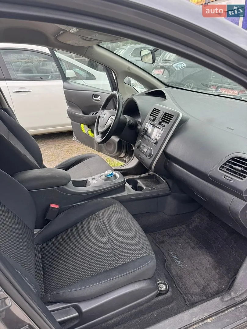 2015 Nissan Leaf - мініатюра 13