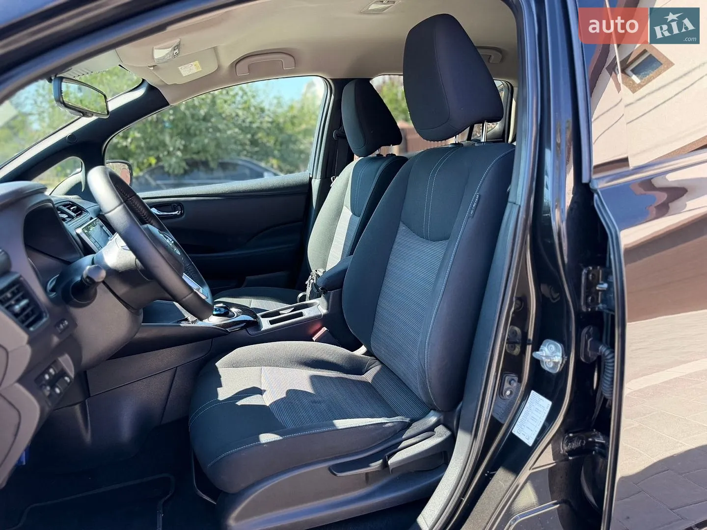 2021 Nissan Leaf - мініатюра 6