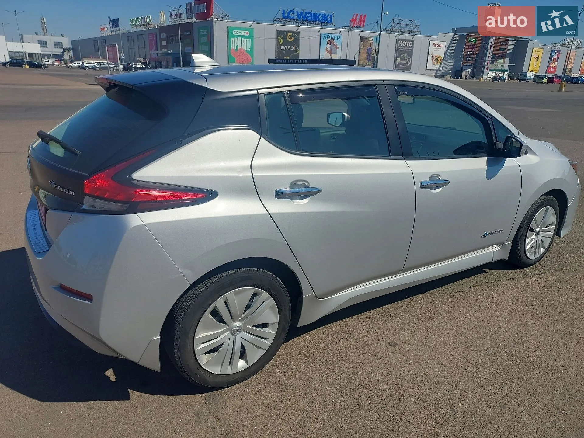 2018 Nissan Leaf - мініатюра 10
