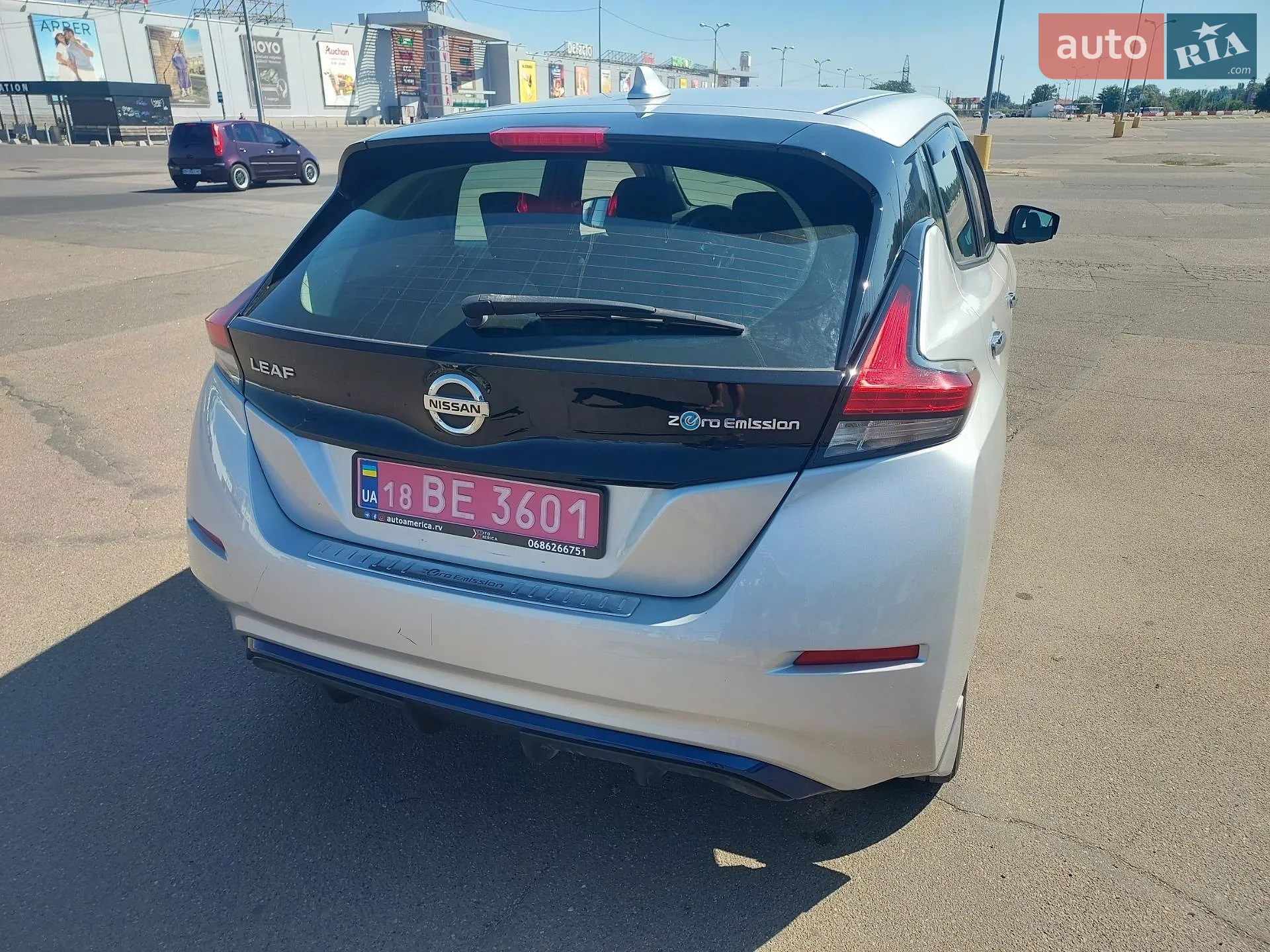 2018 Nissan Leaf - мініатюра 12