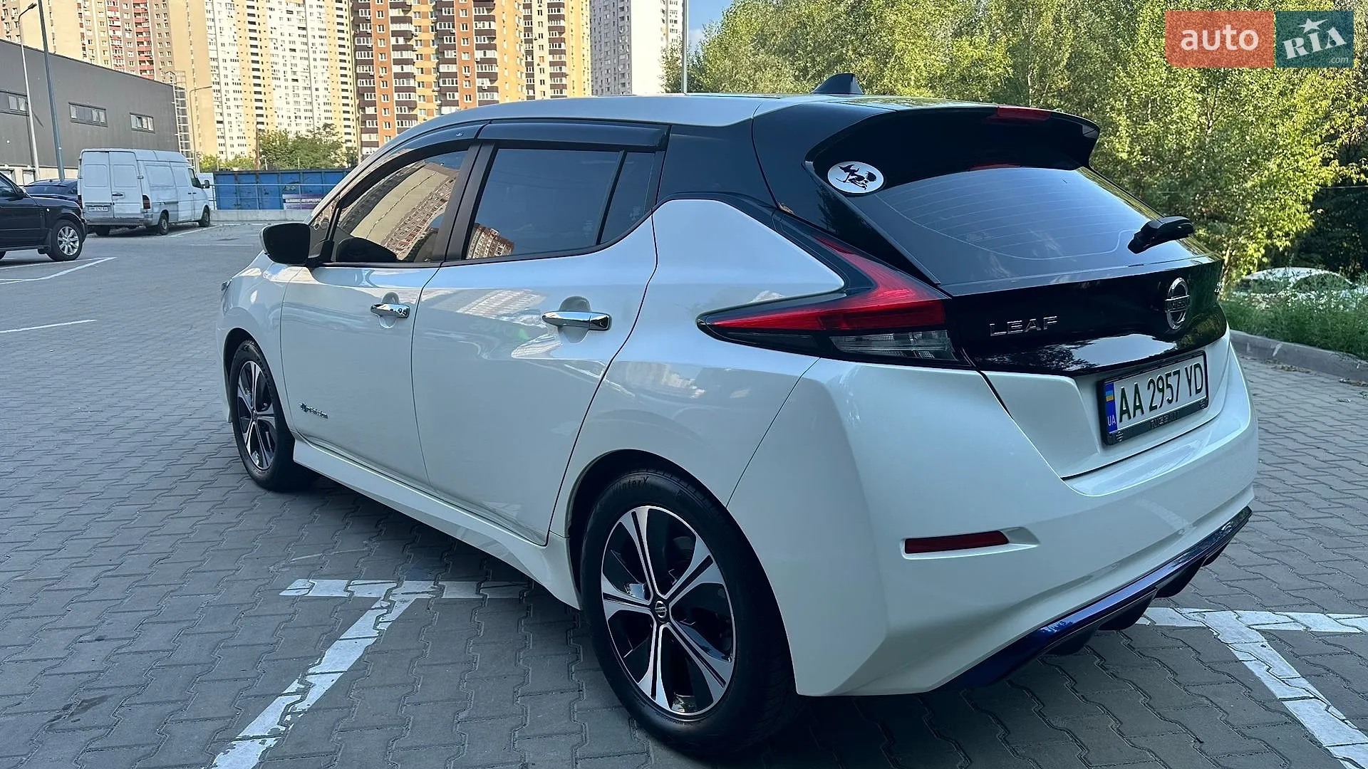 2020 Nissan Leaf - мініатюра 5