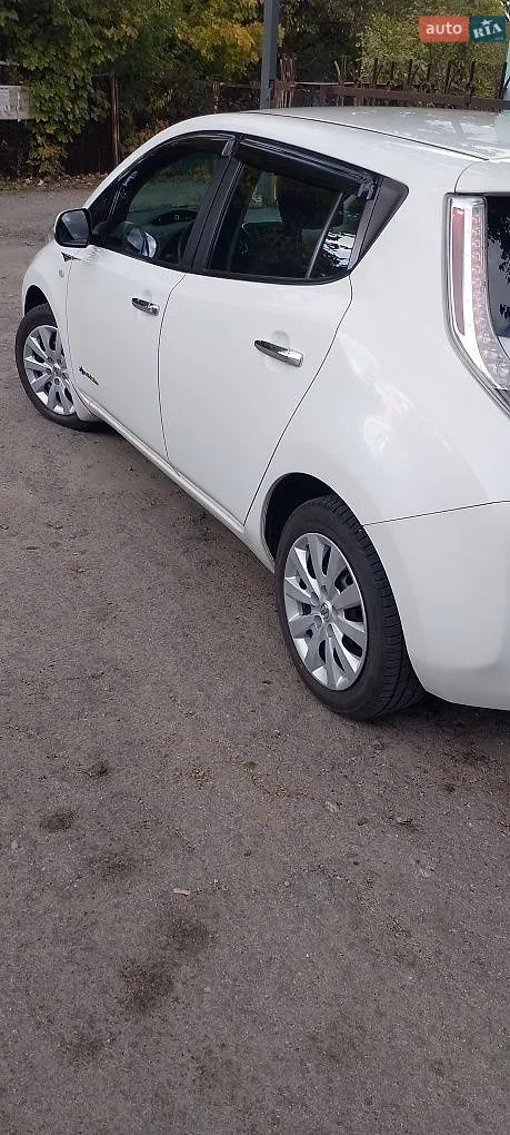 2014 Nissan Leaf - мініатюра 4