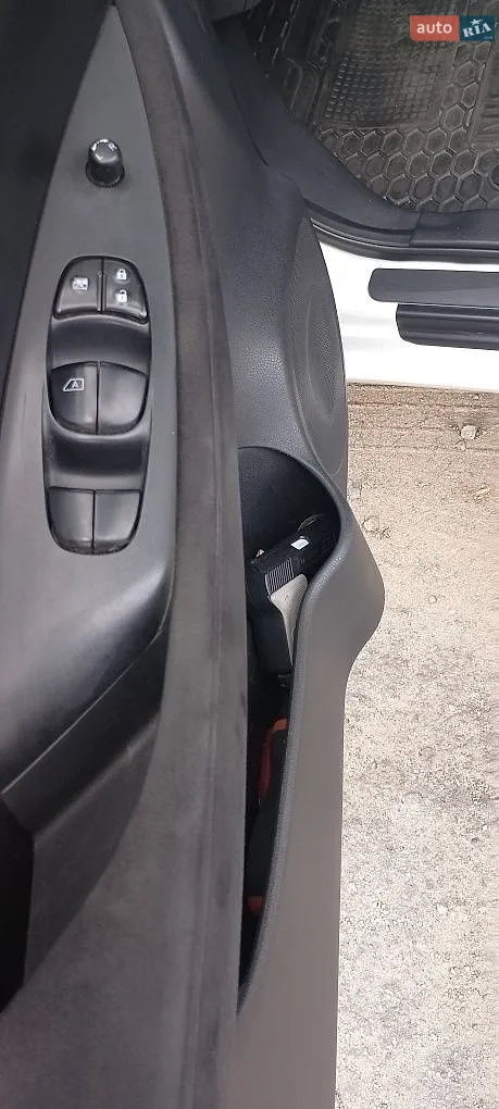 2014 Nissan Leaf - мініатюра 10