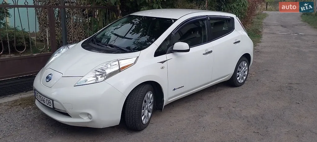 2014 Nissan Leaf - мініатюра 12