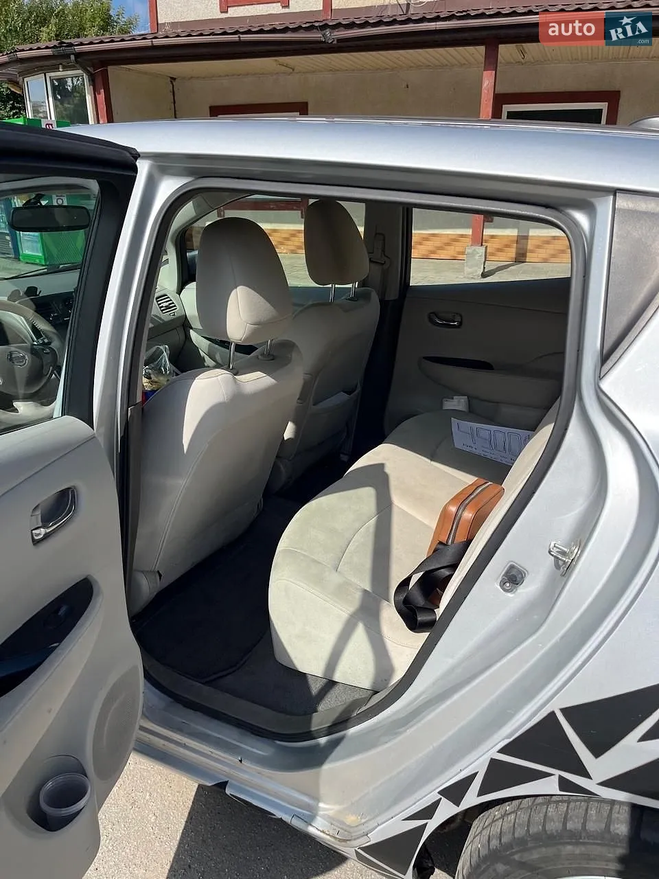 2012 Nissan Leaf - мініатюра 16