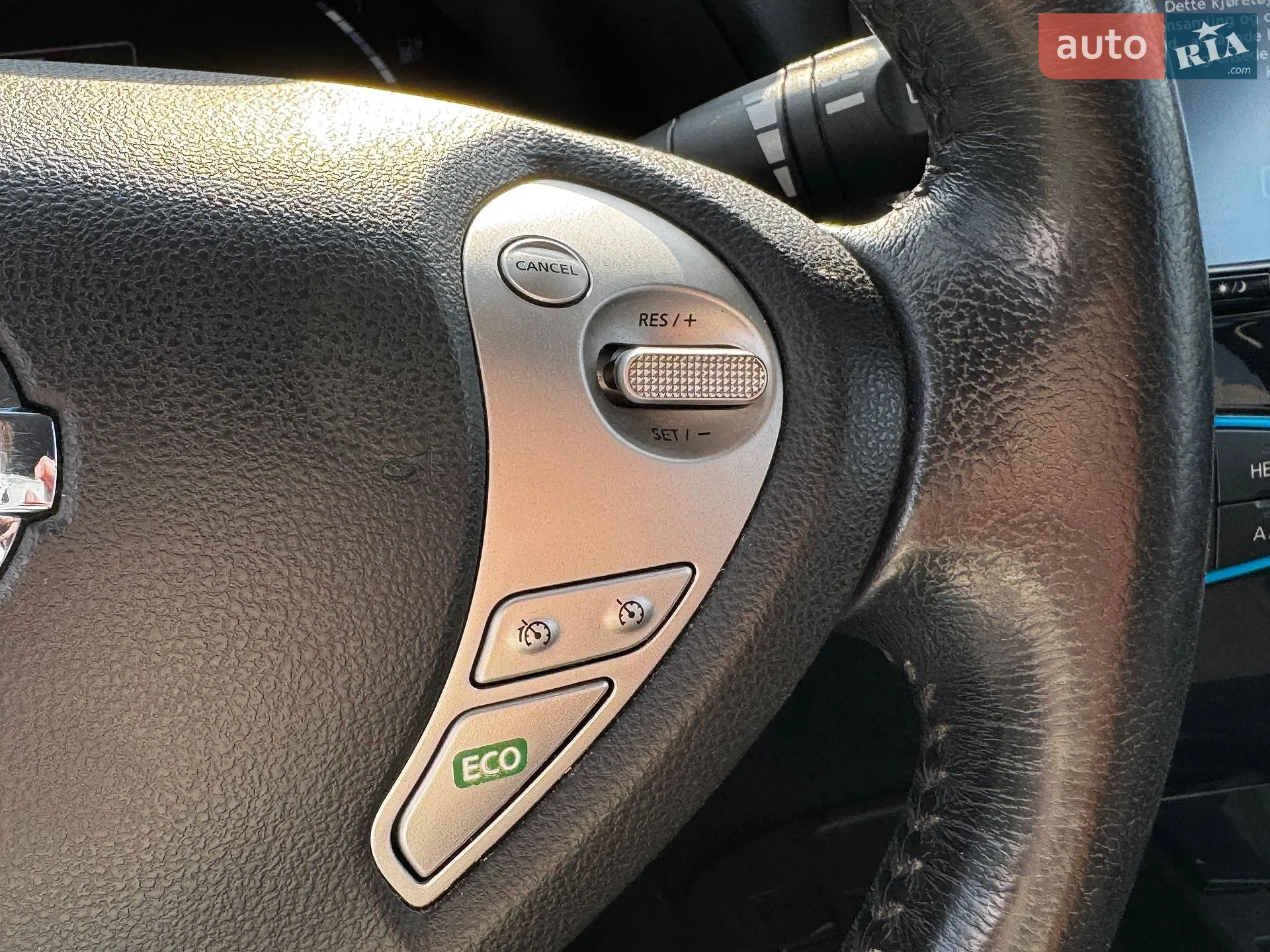 2014 Nissan Leaf - мініатюра 27