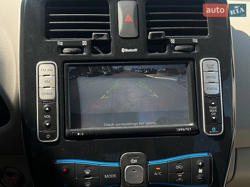 Хэтчбек Nissan Leaf 2011 в Киеве