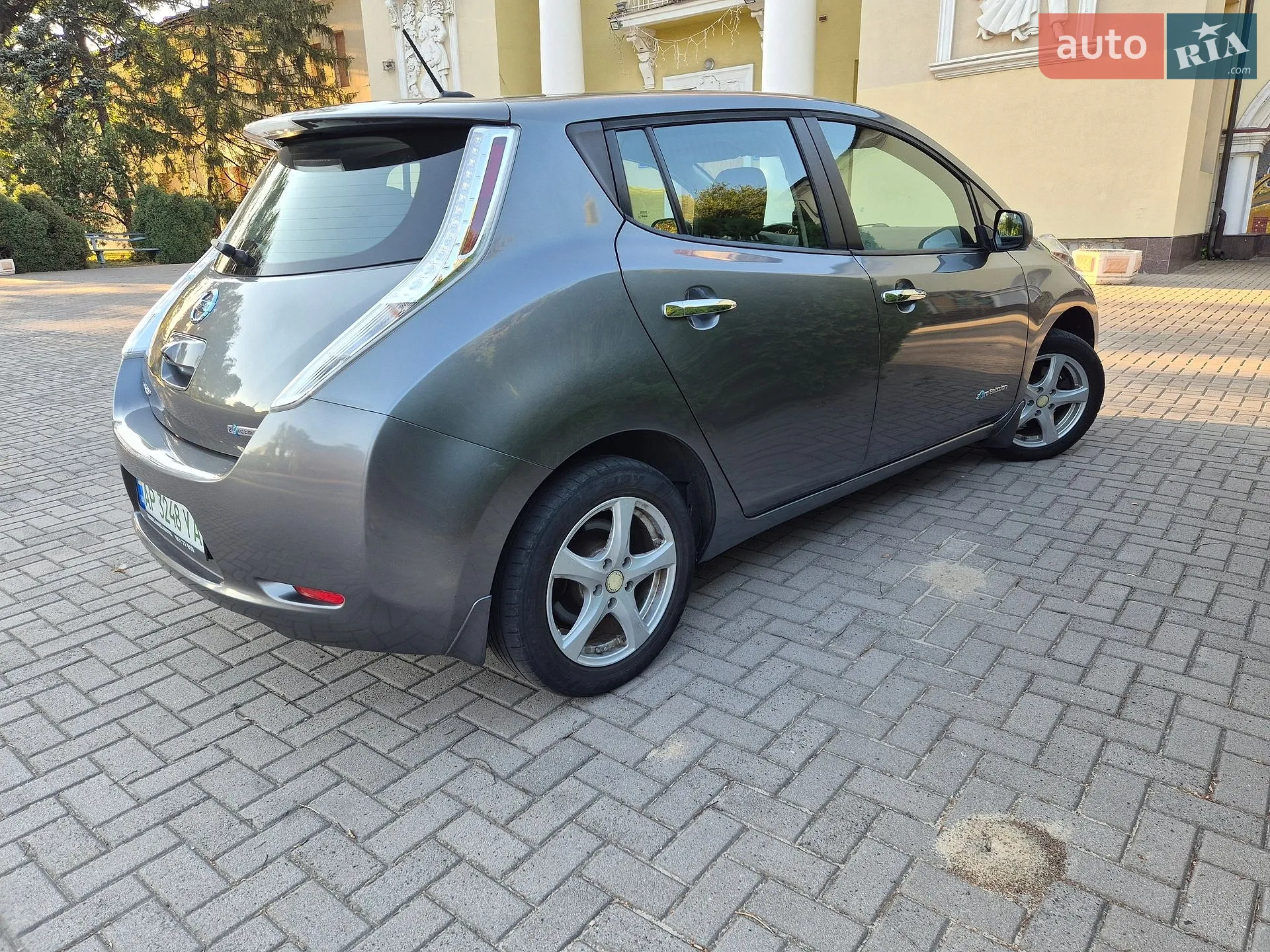 2014 Nissan Leaf - мініатюра 3