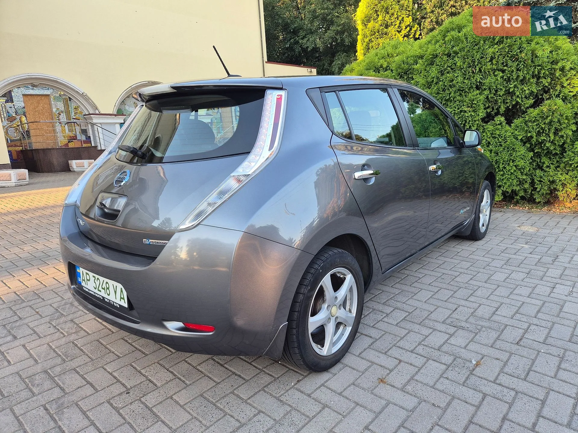 2014 Nissan Leaf - мініатюра 12