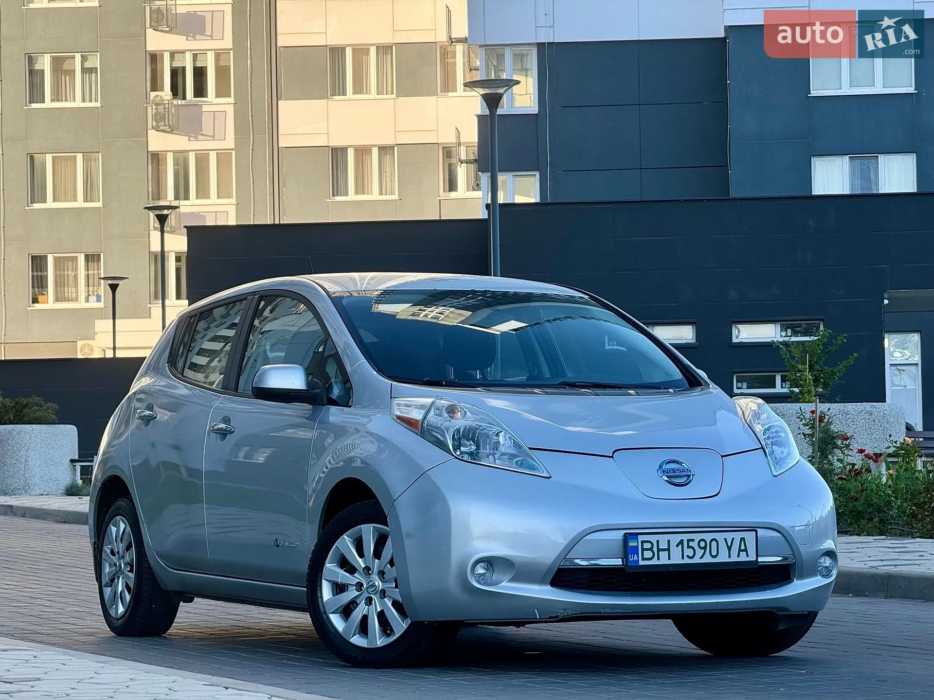 2016 Nissan Leaf - мініатюра 5