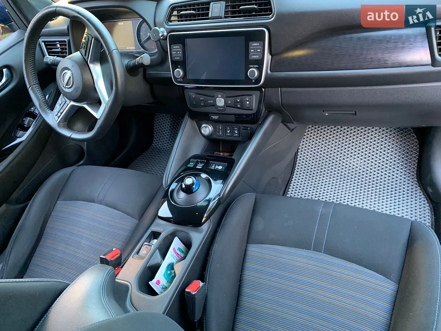 2022 Nissan Leaf - мініатюра 12