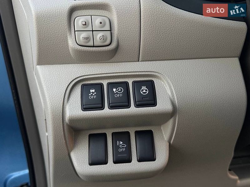 Хэтчбек Nissan Leaf 2013 в Львове