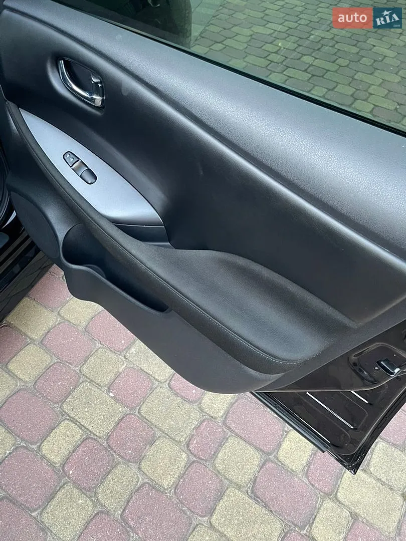 2022 Nissan Leaf - мініатюра 18