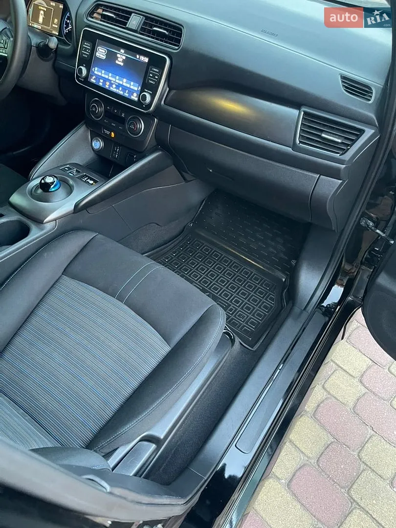 2022 Nissan Leaf - мініатюра 19