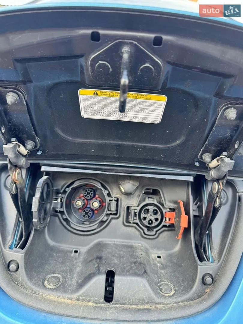 2013 Nissan Leaf - мініатюра 11