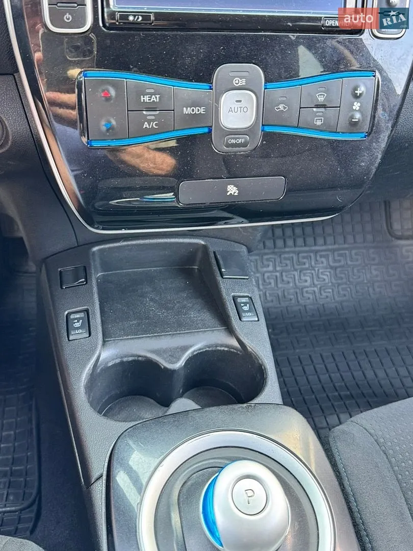 2013 Nissan Leaf - мініатюра 12