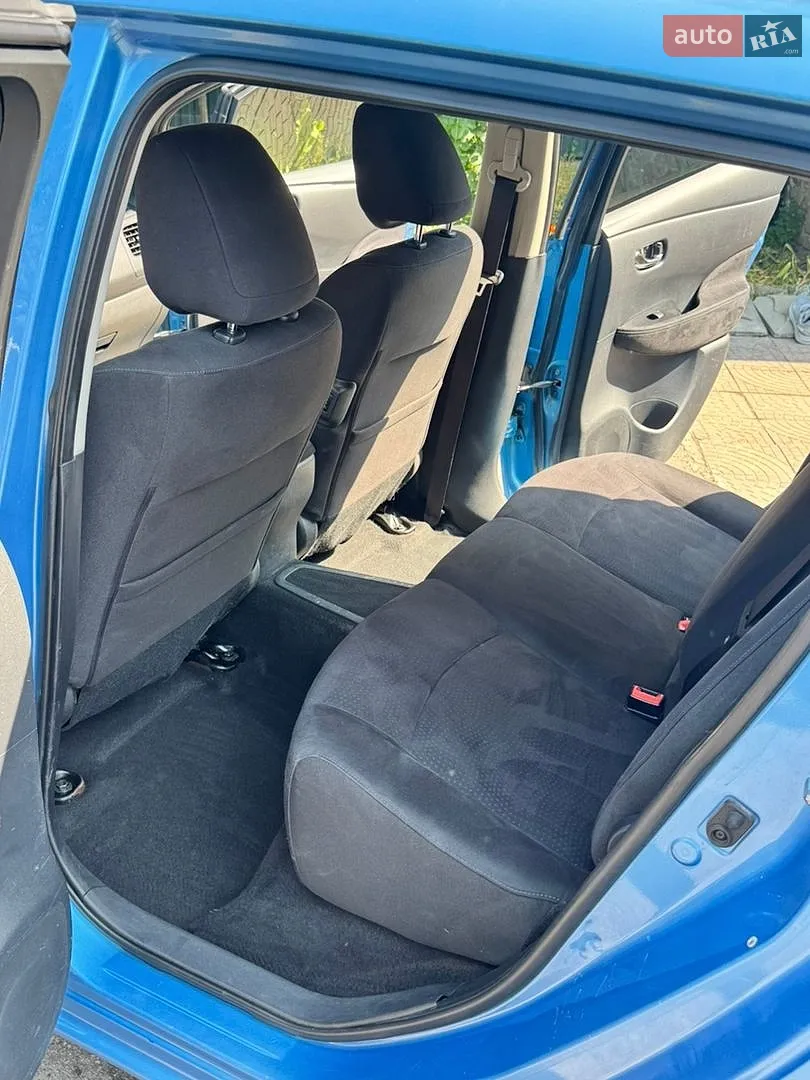 2013 Nissan Leaf - мініатюра 15