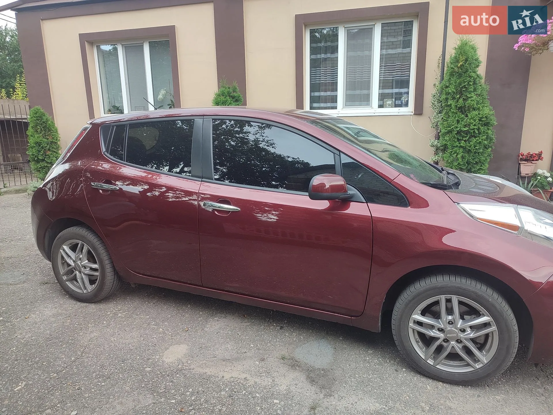 2016 Nissan Leaf - мініатюра 2
