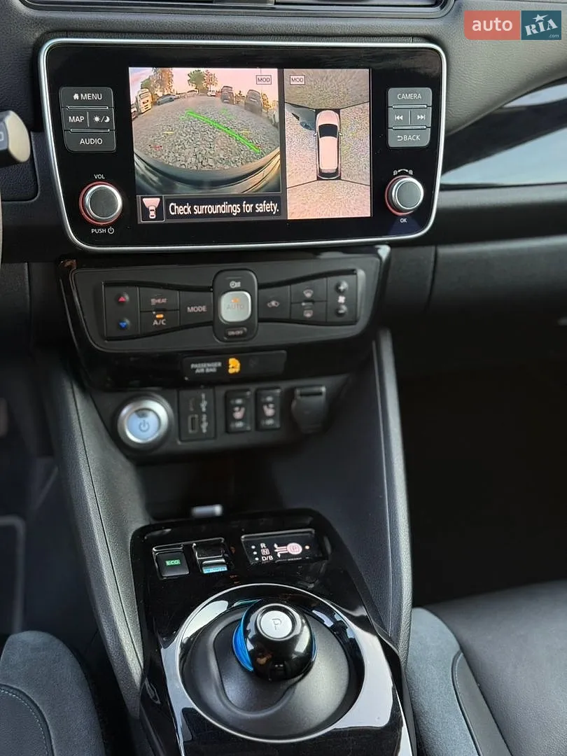 2022 Nissan Leaf - мініатюра 8