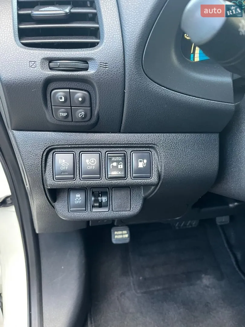 2014 Nissan Leaf - мініатюра 13