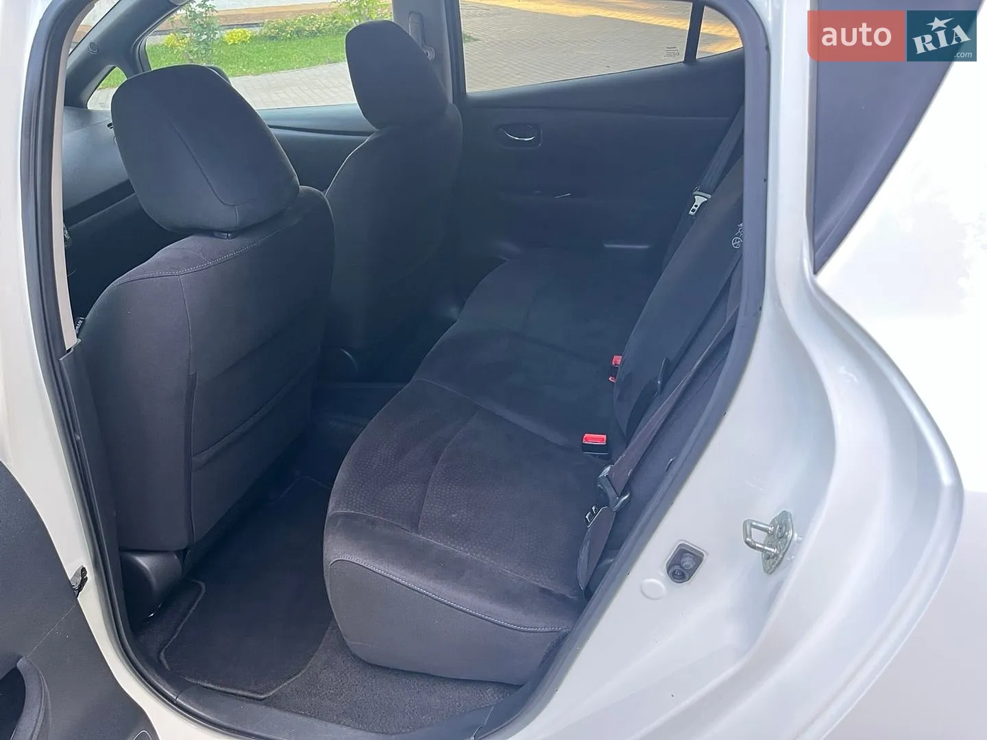 2014 Nissan Leaf - мініатюра 17