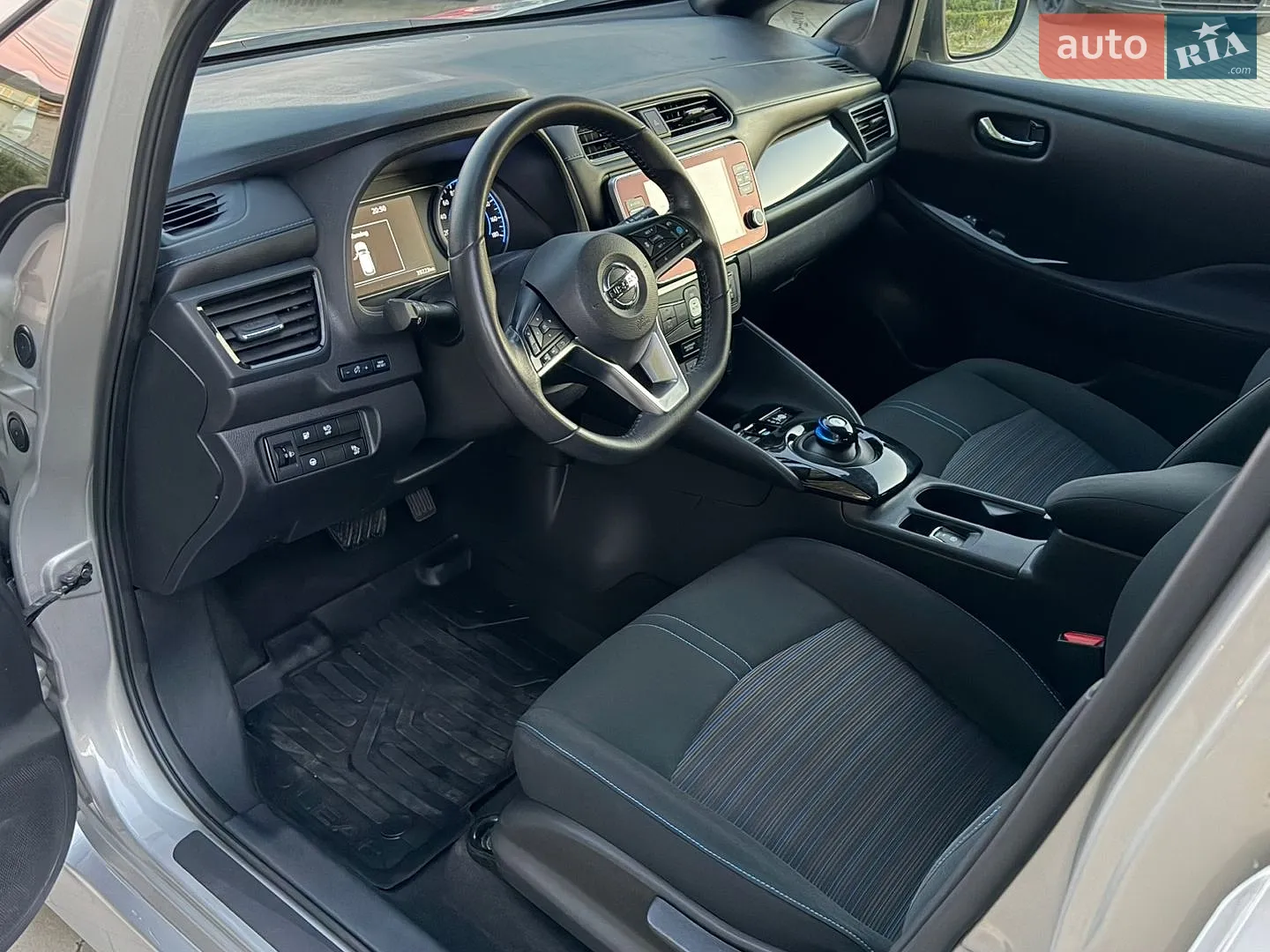 2021 Nissan Leaf - мініатюра 10